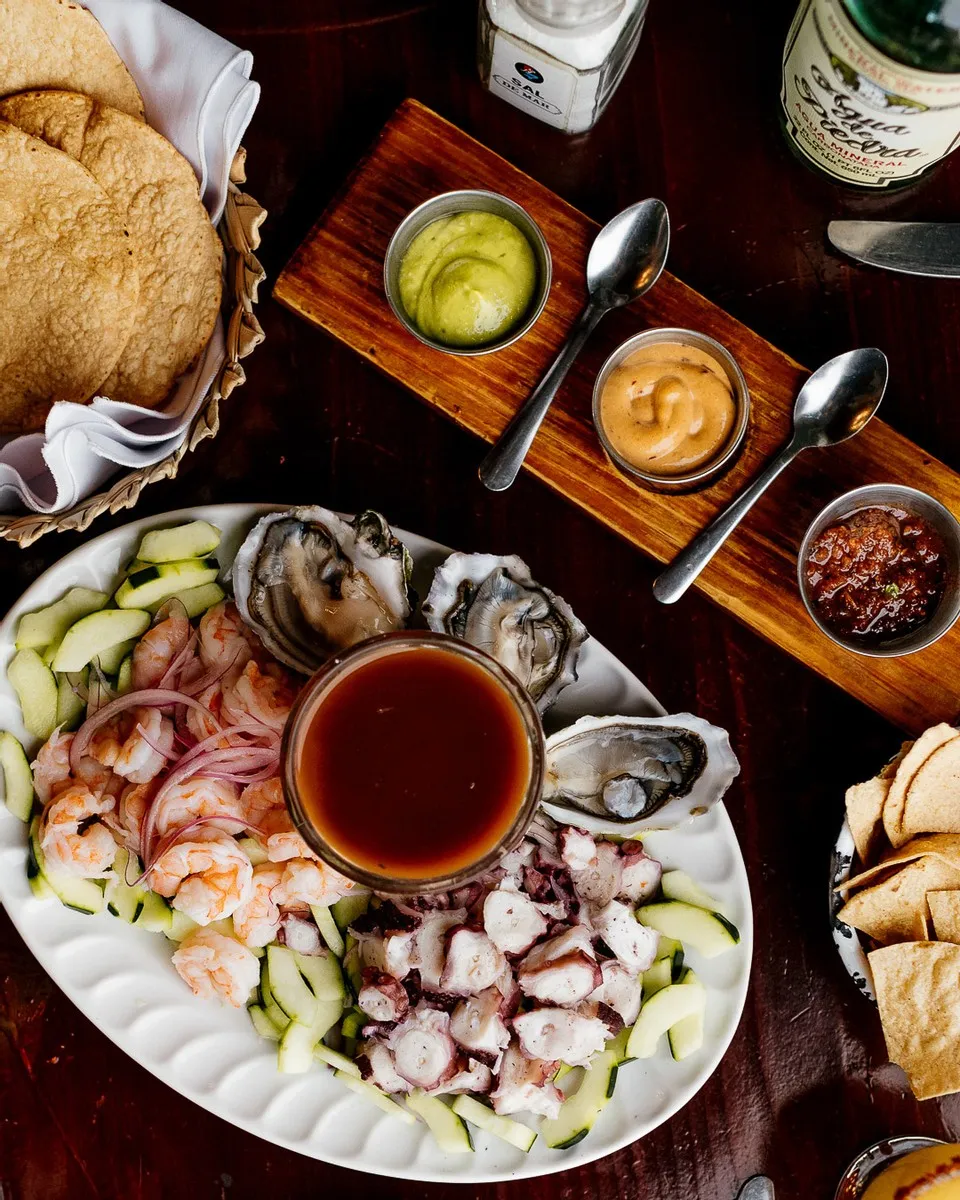 La Corriente Cevichería Nais main